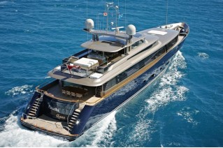 Loretta Anne superyacht - rear view